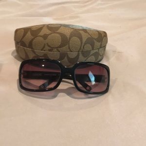 Coach sun glasses